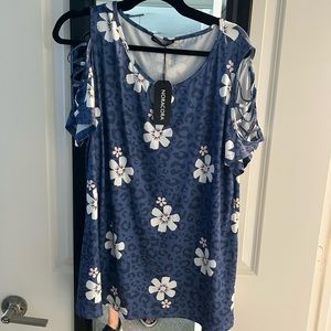Ladies Top NWT XXL